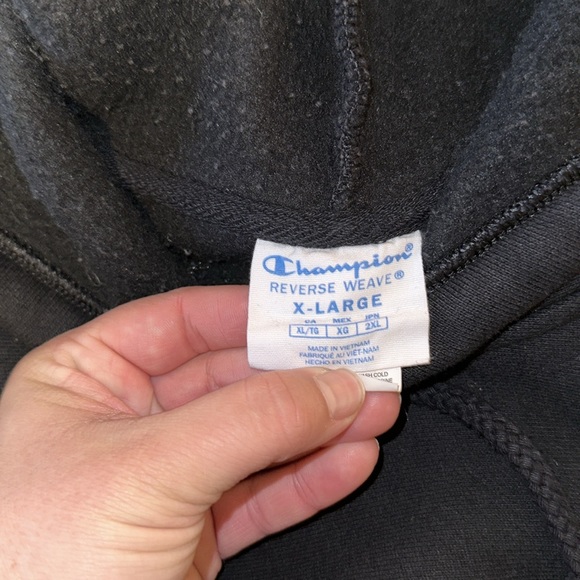 Washington State University Sweatshirt - Picture 3 of 4